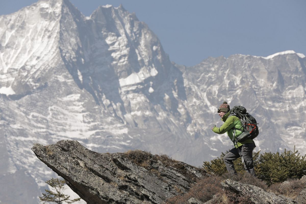 Дмитрий Комаров